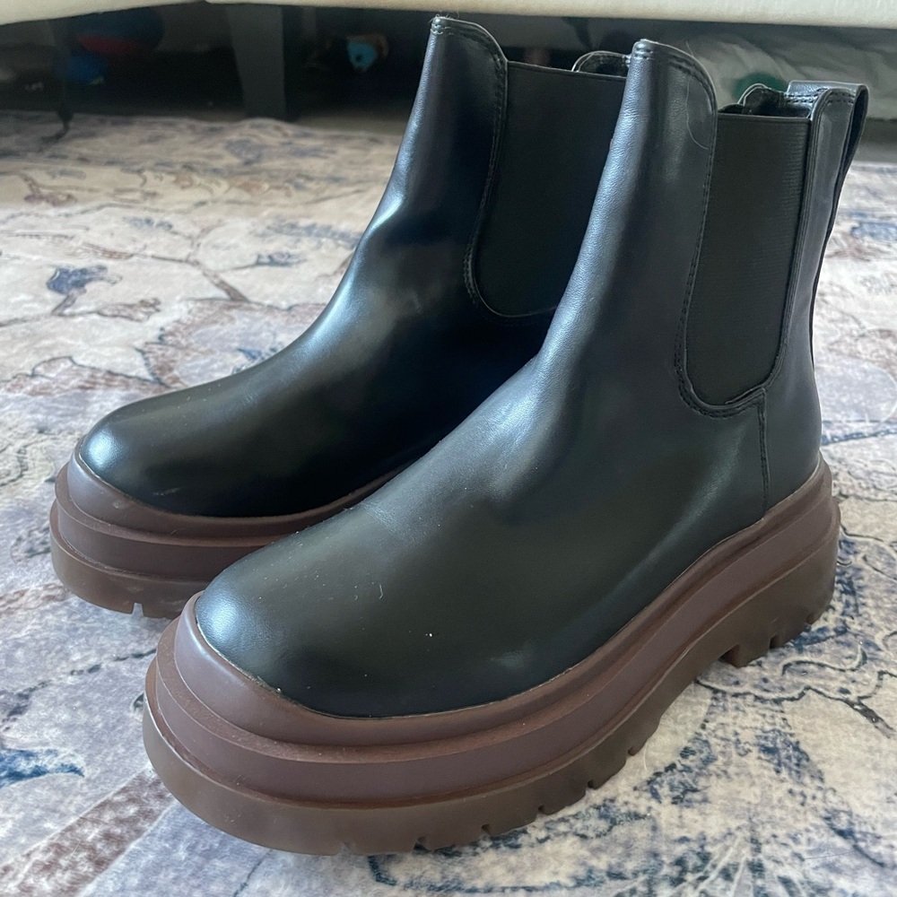 Black and Brown Urban Outfitters Betty Boot